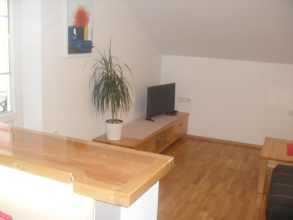 Apartment Bogoje คูชิสเต ภายนอก รูปภาพ